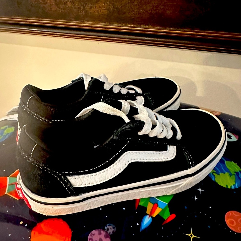Kids Vans Size 13